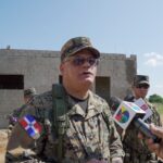 Comandante General evalúa la listeza operacional de soldados en recorrido de inspección por la zona fronteriza